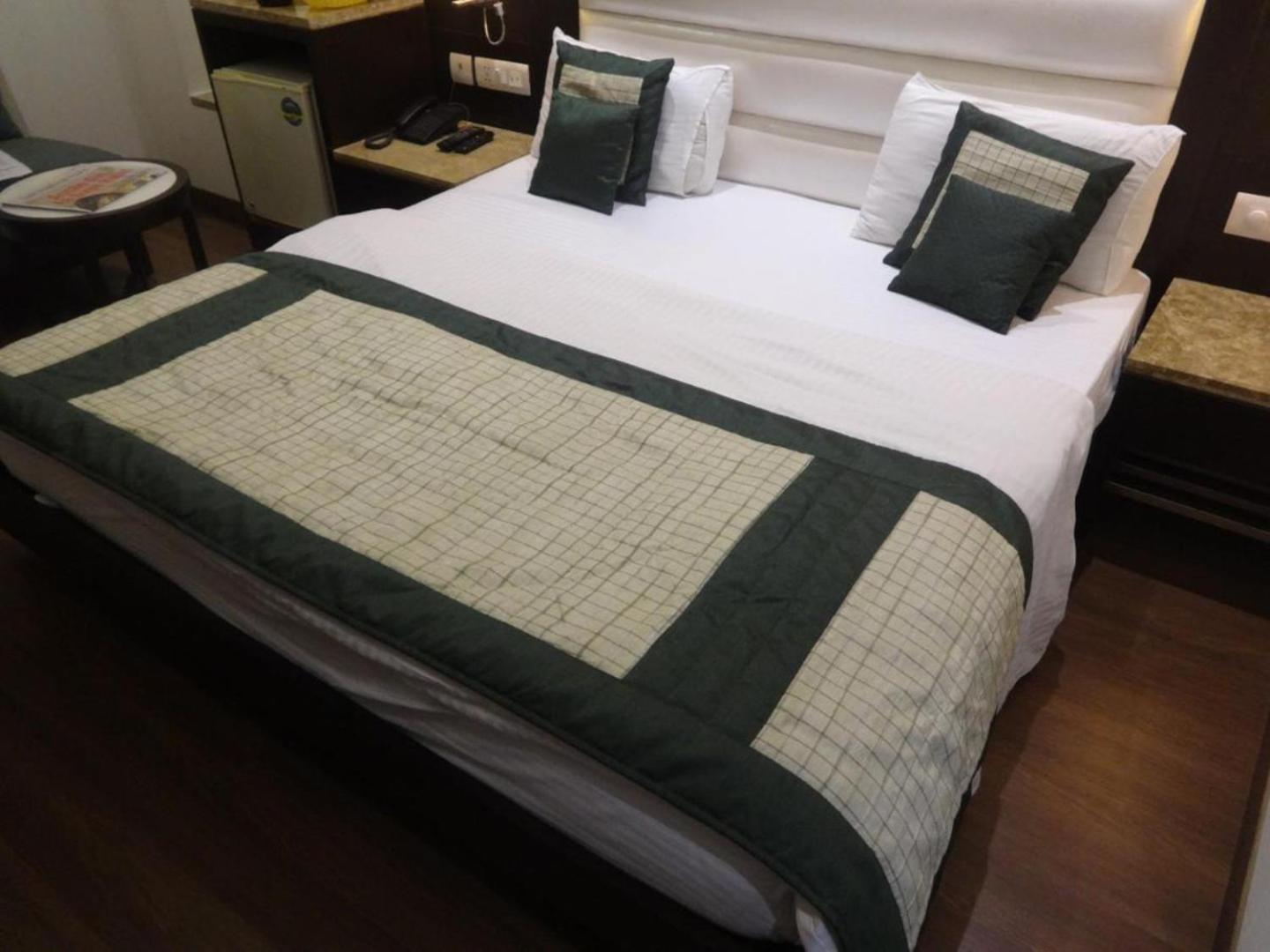 Hotel Chanchal Continental - 02 Mins From New Delhi Railway Station Екстер'єр фото
