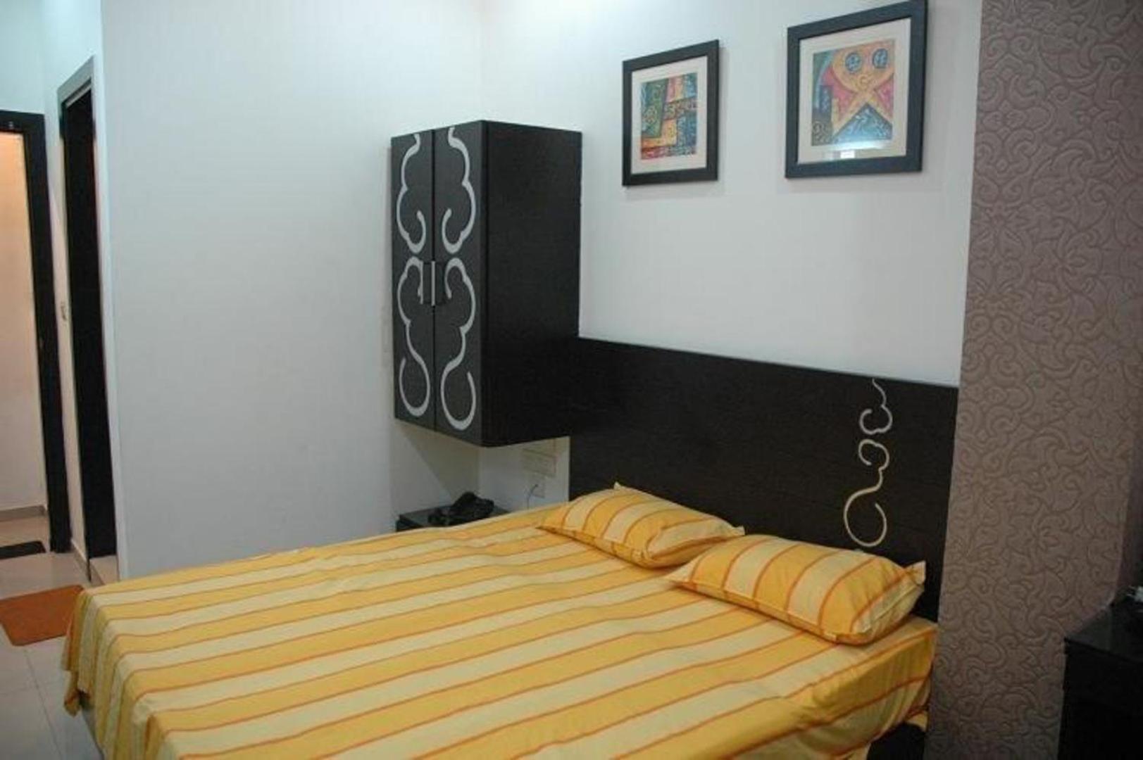 Hotel Chanchal Continental - 02 Mins From New Delhi Railway Station Екстер'єр фото
