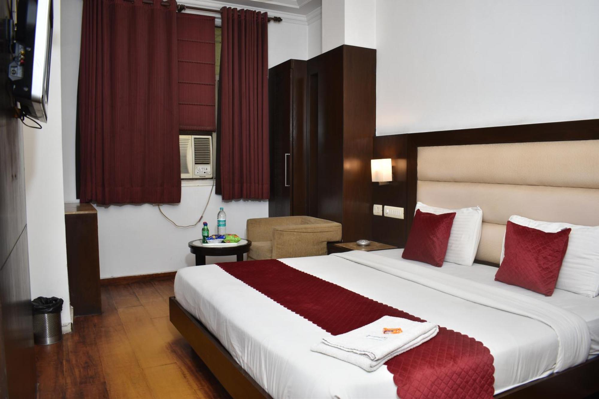 Hotel Chanchal Continental - 02 Mins From New Delhi Railway Station Екстер'єр фото